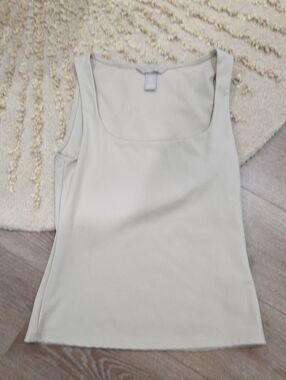 H&M Cream Scoop Neck Tank Top
